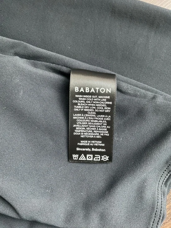 Aritzia Babaton Contour Rise Zip-Up - Picture 4 of 5